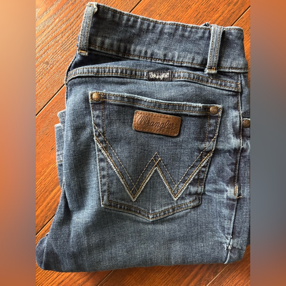 Wrangler women’s Indigo Trouser Jean size 11